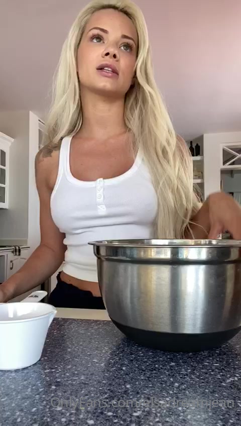 Elsa Jean 2326
